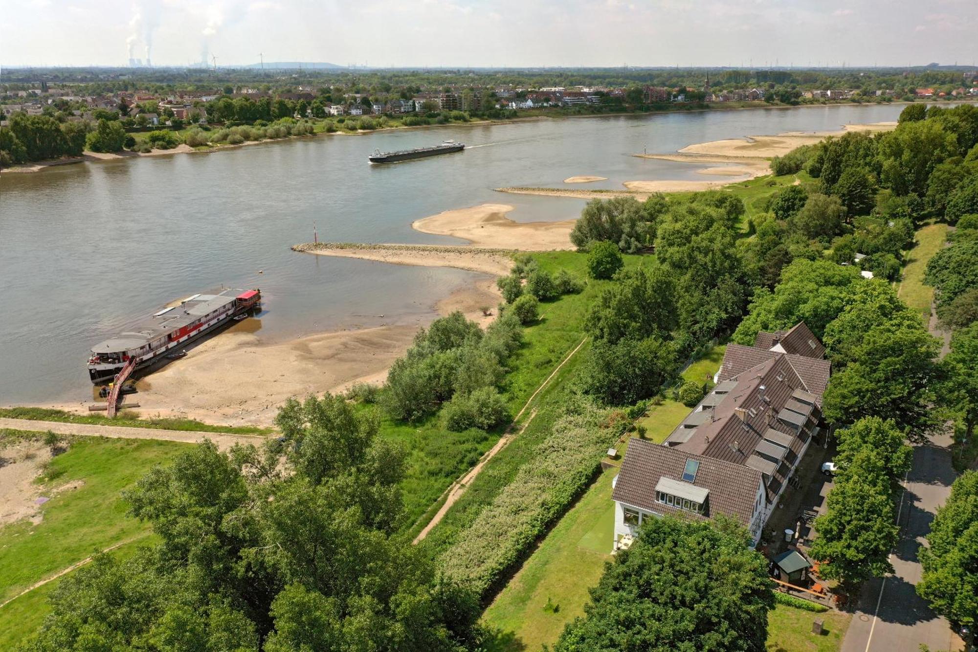Faehrhaus Hotel Am Rhein By Mayburgh — Bilder 1